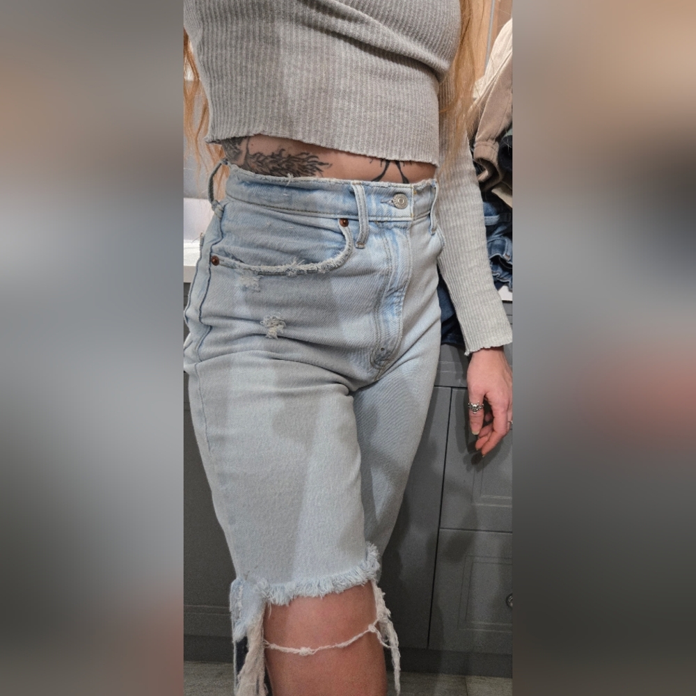 90's Ultra High Rise Mom Jeans